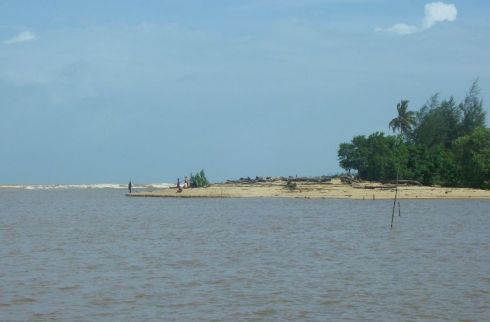 estuary-kemboja-village-pekan2